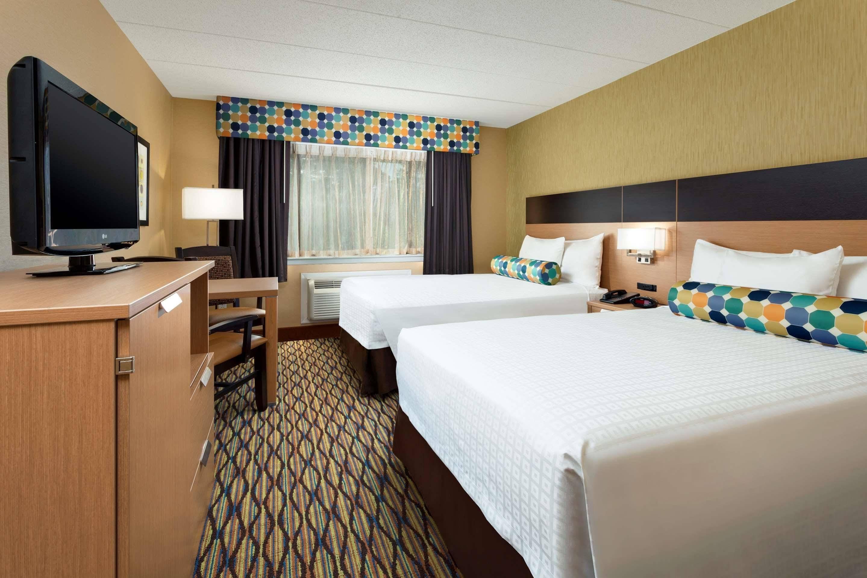 Best Western Leisure Inn Lakewood Exterior foto
