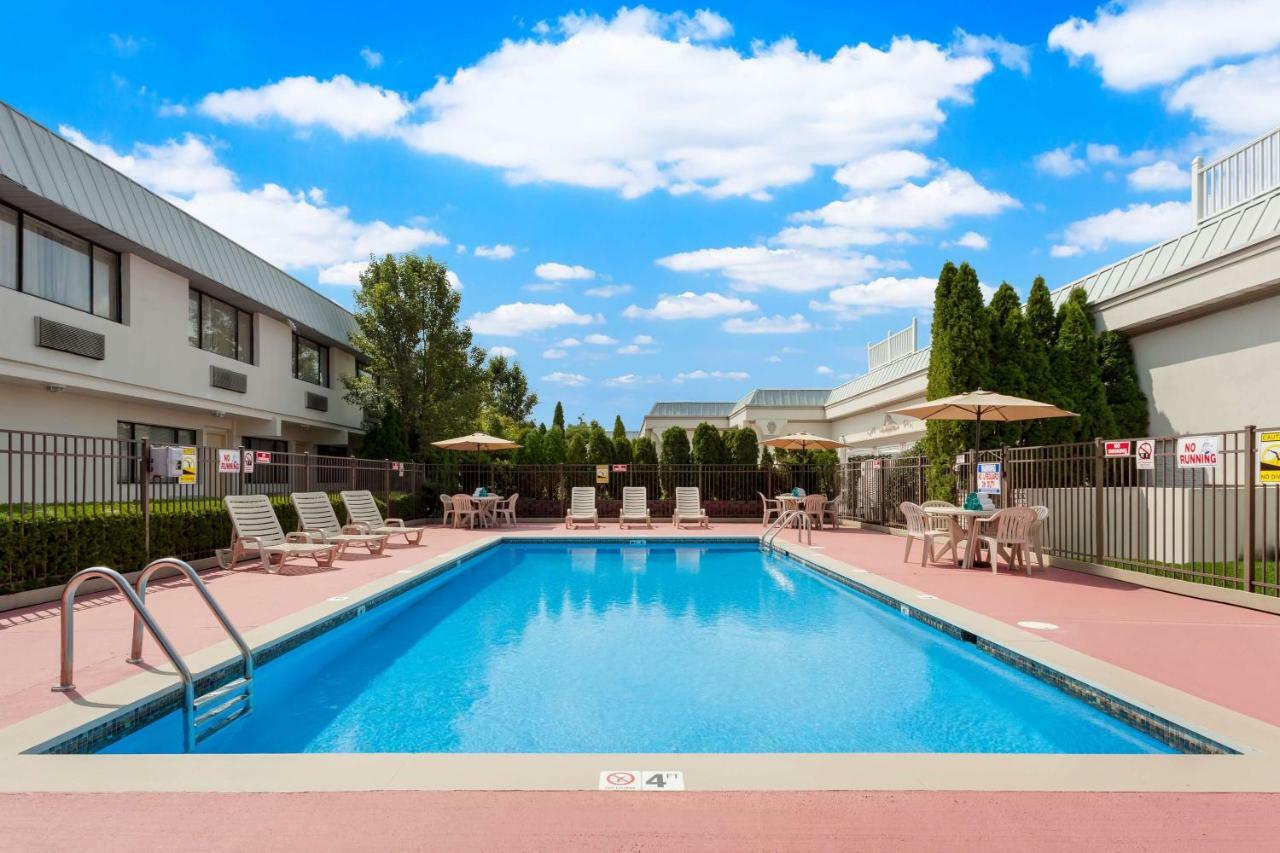 Best Western Leisure Inn Lakewood Exterior foto
